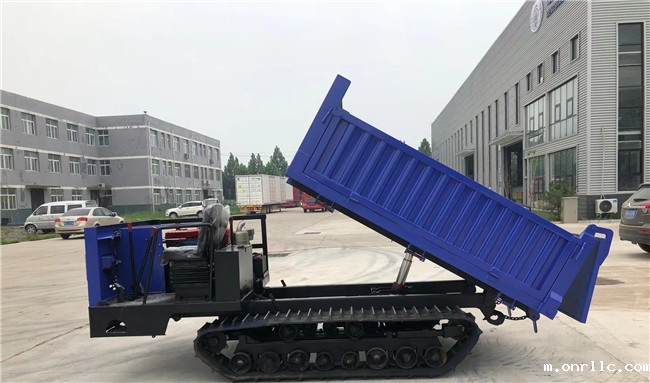 爬山虎履带运输车